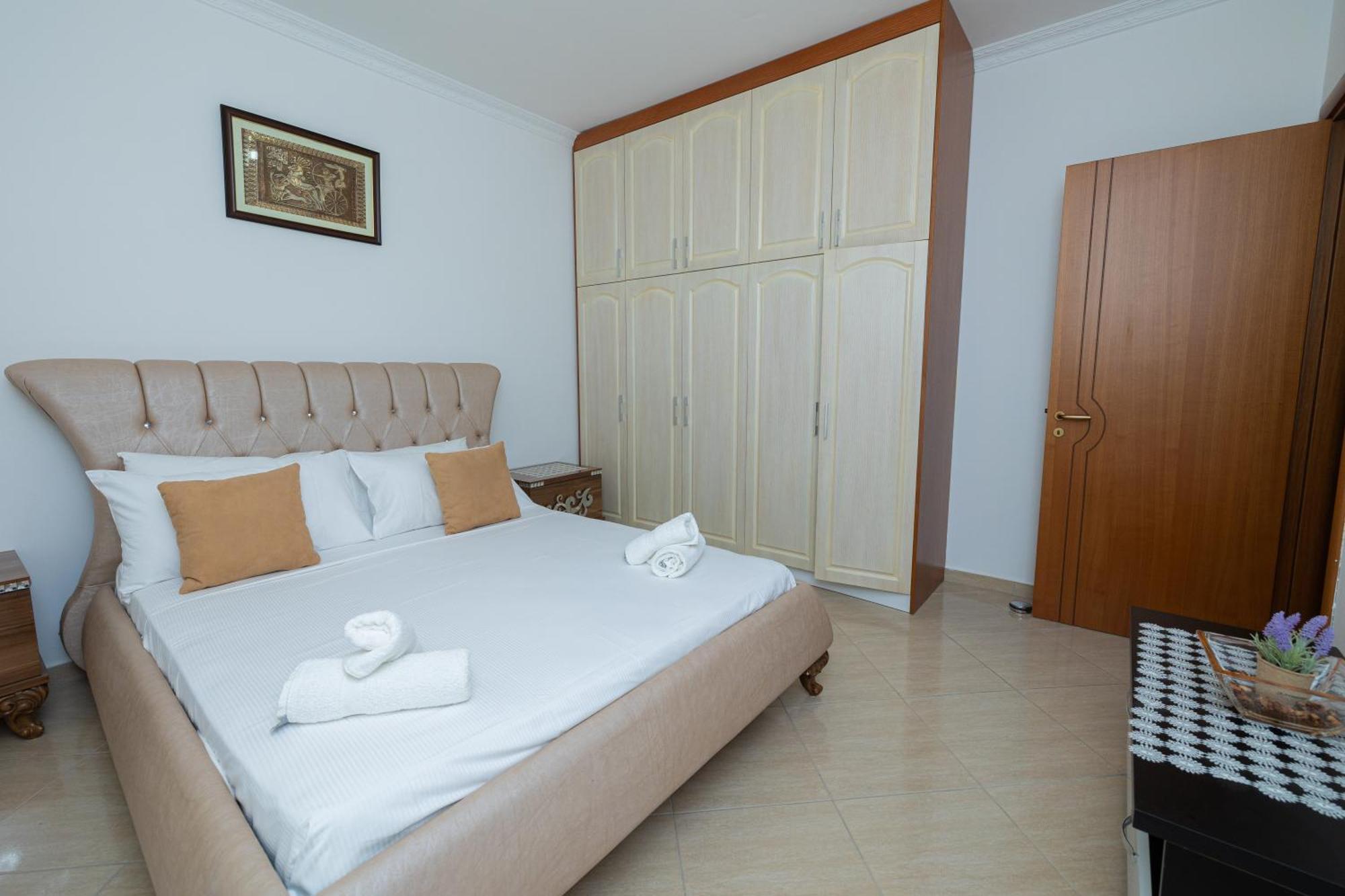 Lucas Apartments Rental Vlorë Eksteriør billede